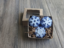 Load image into Gallery viewer, Snowflake LOOFAH Soap Wintergreen CHRISTMAS