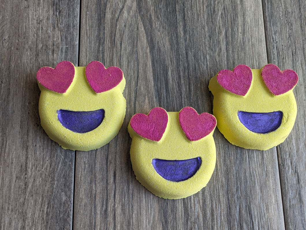 EMOJI HEART Bath Bomb VALENTINE'S DAY