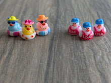 Load image into Gallery viewer, Micro Duck TOY Bath Bomb SUMMER FLAG